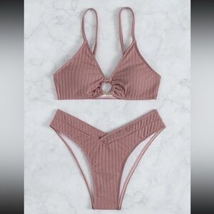 Ribbed Bikini Set Ring Linked Top & V-Cut Waist Bikini Bottom 2 Piece